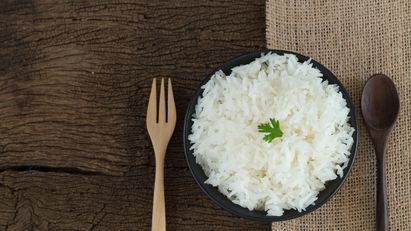 4 Dampak Terlalu Banyak Makan Nasi