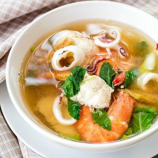 Resep Tom Yum Seafood Klasik ala Thailand