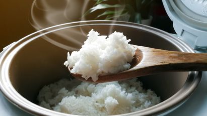 4 Cara Membuat Nasi Putih Semakin Gurih