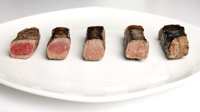 5 Tingkat Kematangan Daging Pada Steak