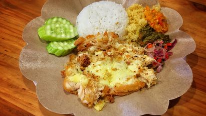 3 Masakan Indonesia Endeus dengan Topping Serba Keju