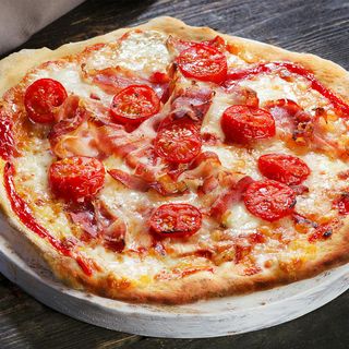 Pizza Teflon yang Praktis dan Pasti Enak
