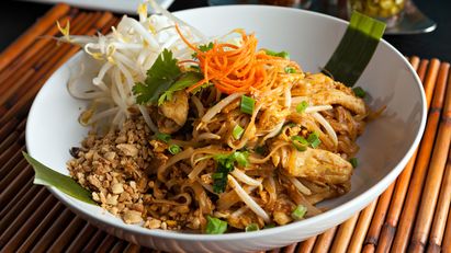 Hidangan Ayam dari Thailand yang Bisa ENDEUSiast Masak Sendiri di Rumah