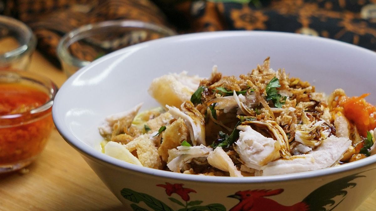 Resep Bubur Ayam Language:en / Ayam Kecap Wikipedia - See more ideas about indonesian food ...